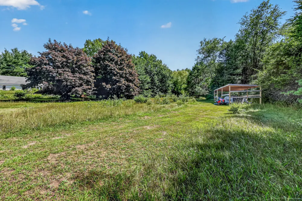 8183 W Cleveland Road Claybanks Township, MI 49446