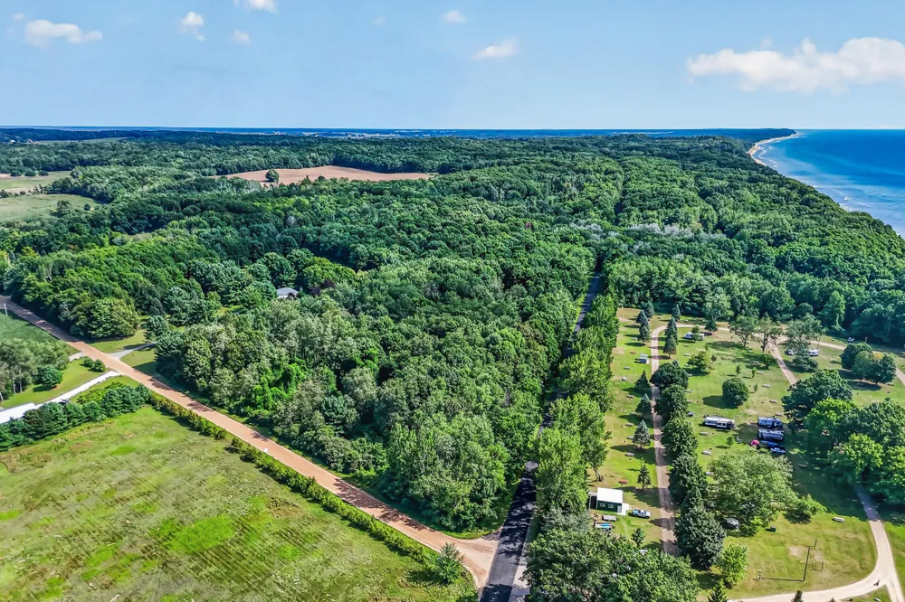 8183 W Cleveland Road Claybanks Township, MI 49446