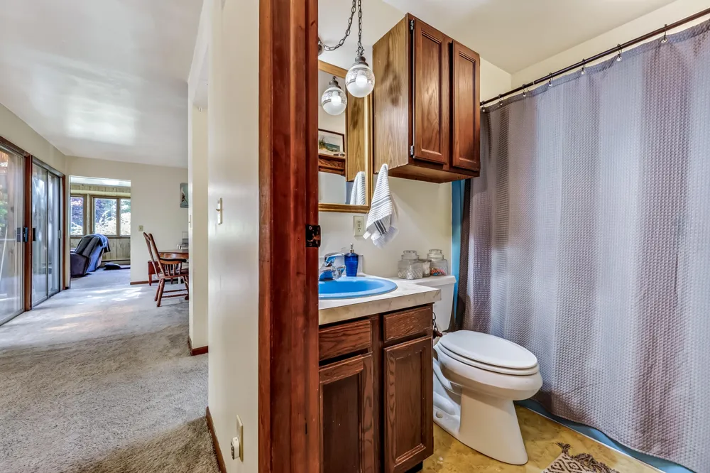 8183 W Cleveland Road Claybanks Township, MI 49446
