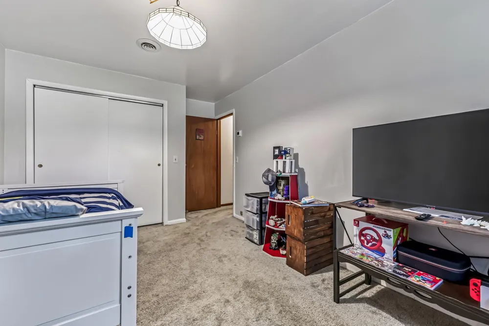 8183 W Cleveland Road Claybanks Township, MI 49446