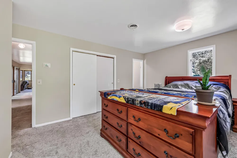 8183 W Cleveland Road Claybanks Township, MI 49446