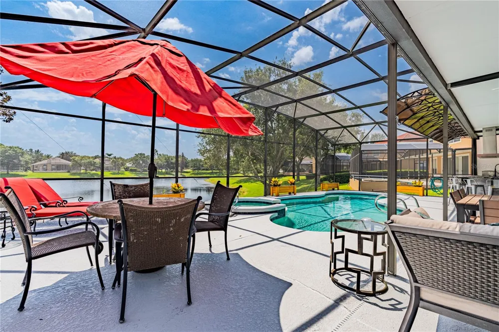 10355 EMERALD WOODS AVENUE Orlando, FL 32836