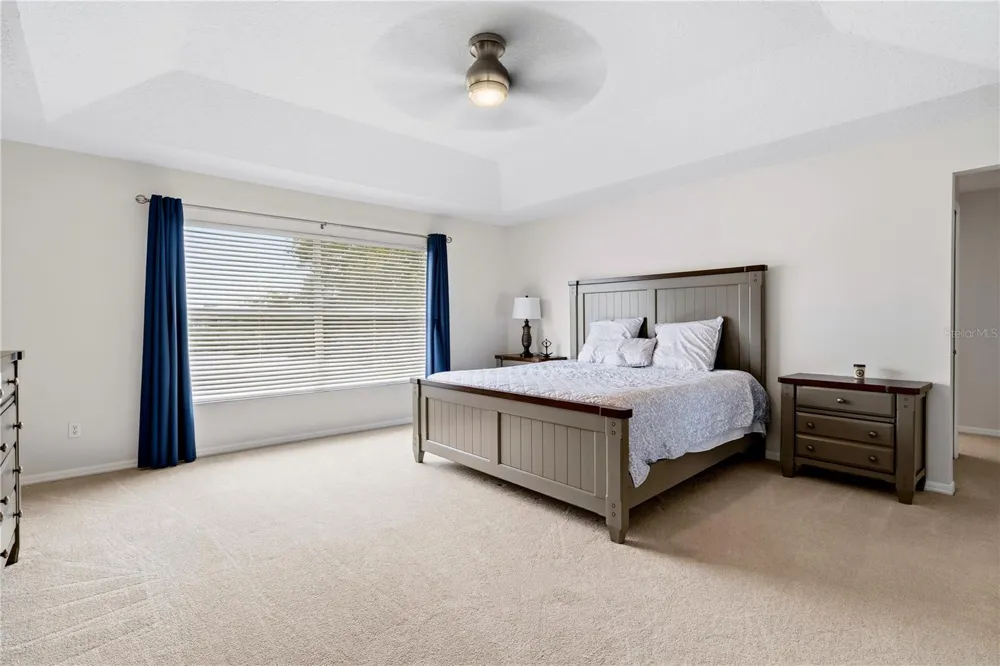 10355 EMERALD WOODS AVENUE Orlando, FL 32836