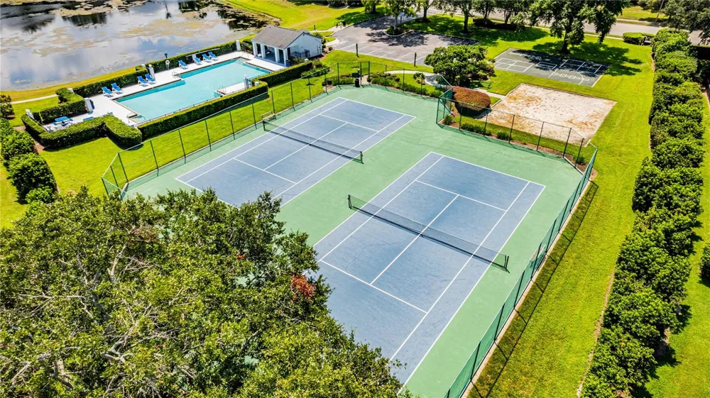 10355 EMERALD WOODS AVENUE Orlando, FL 32836
