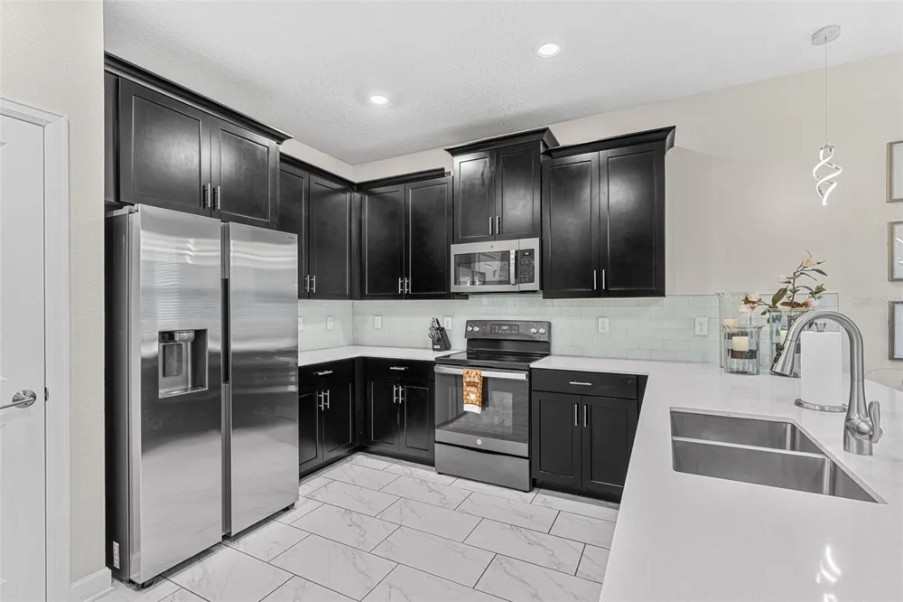 9032 SOMMERSET HILLS DRIVE Davenport, FL 33896