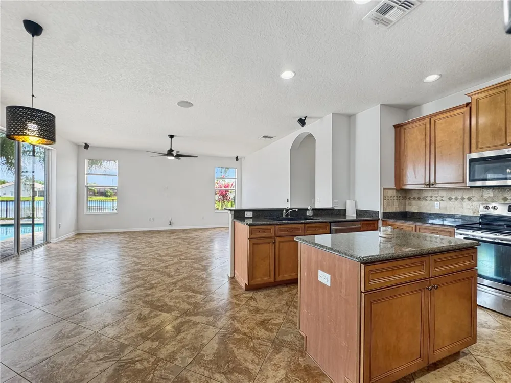 2501 TYBEE ROAD St Cloud, FL 34772