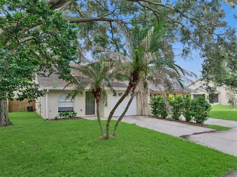 1434 SHIRLEY DRIVE Lakeland, FL 33810