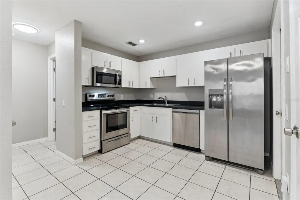 1434 SHIRLEY DRIVE Lakeland, FL 33810