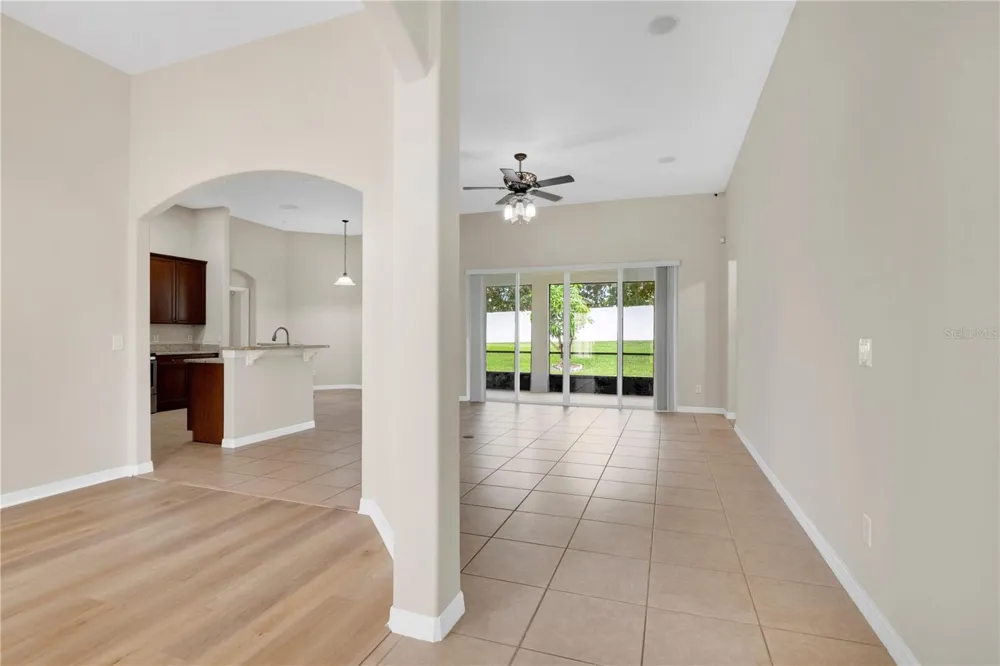 253 BEACON POINTE DRIVE Ocoee, FL 34761