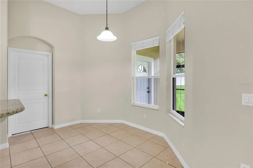 253 BEACON POINTE DRIVE Ocoee, FL 34761