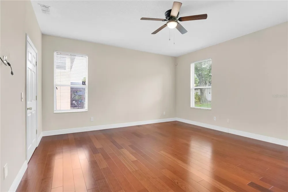253 BEACON POINTE DRIVE Ocoee, FL 34761