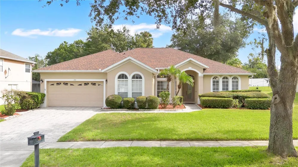 253 BEACON POINTE DRIVE Ocoee, FL 34761