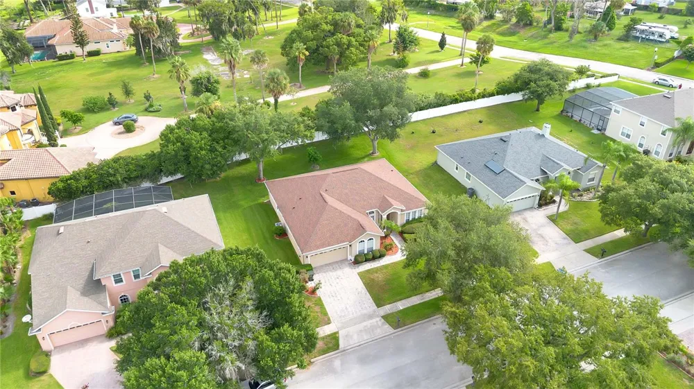 253 BEACON POINTE DRIVE Ocoee, FL 34761