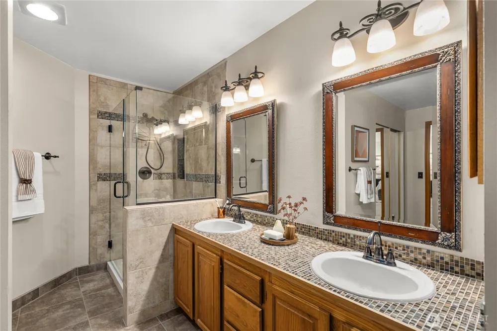 25327 236th Court SE Maple Valley, WA 98038