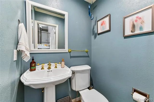 3612 S Spruce Street Denver, CO 80237