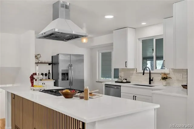 1569 S Lee Street Lakewood, CO 80232