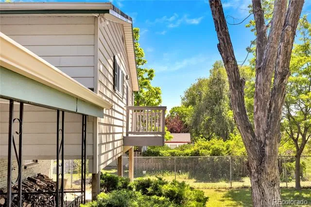 1569 S Lee Street Lakewood, CO 80232