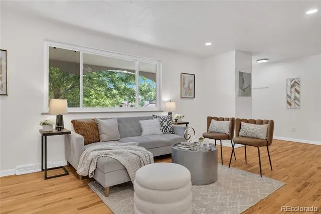 1569 S Lee Street Lakewood, CO 80232