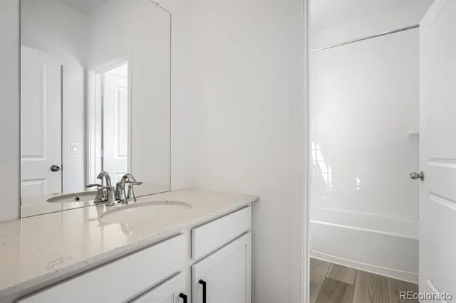 7635 S Mobile Way Centennial, CO 80016