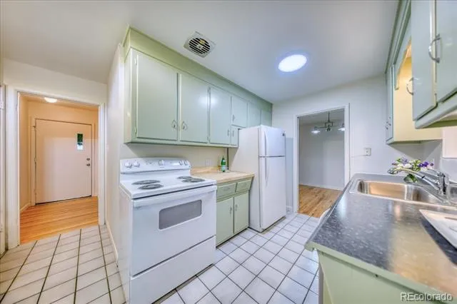 4701 Indiana Street Golden, CO 80403