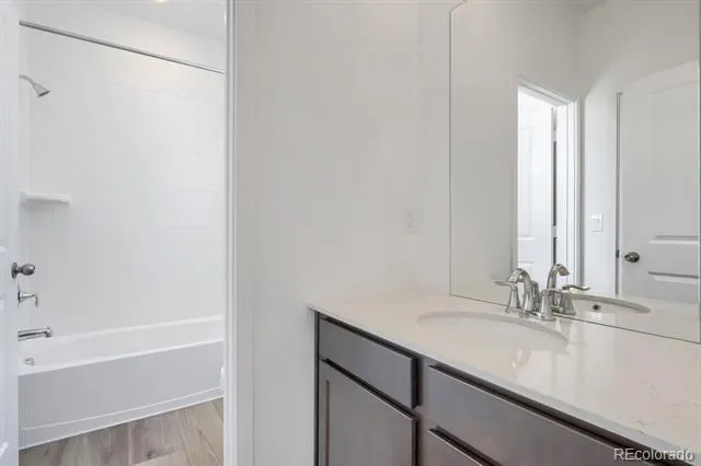 7663 S Mobile Way Centennial, CO 80016