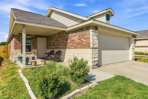 5709 Honey Creek Street