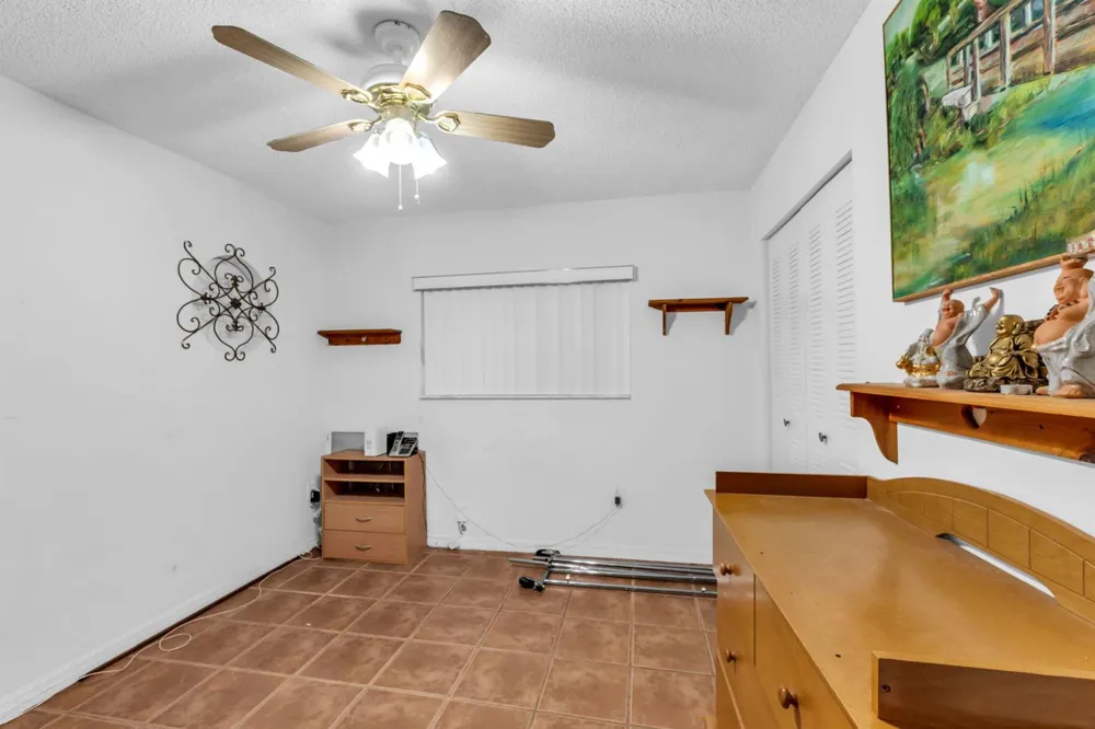 15351 SW 40TH TERRACE Miami, FL 33185