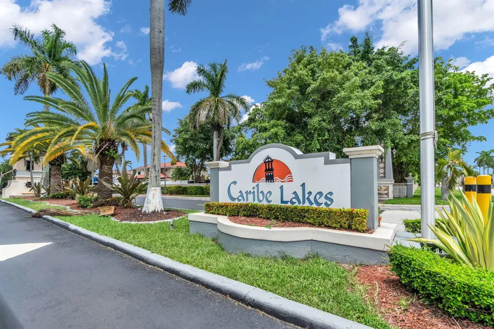 15351 SW 40TH TERRACE Miami, FL 33185