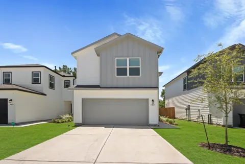 1415 Acorn Meadow Street