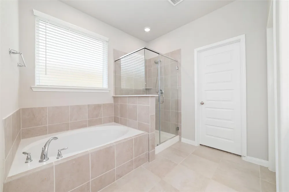 910 Modesto Drive Rosharon, TX 77583