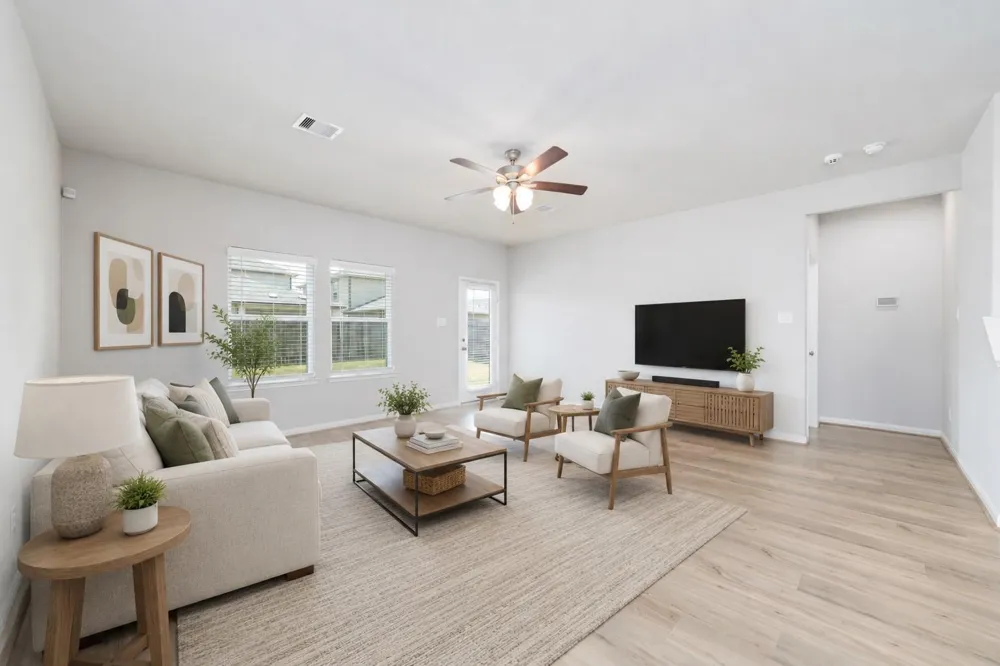 910 Modesto Drive Rosharon, TX 77583