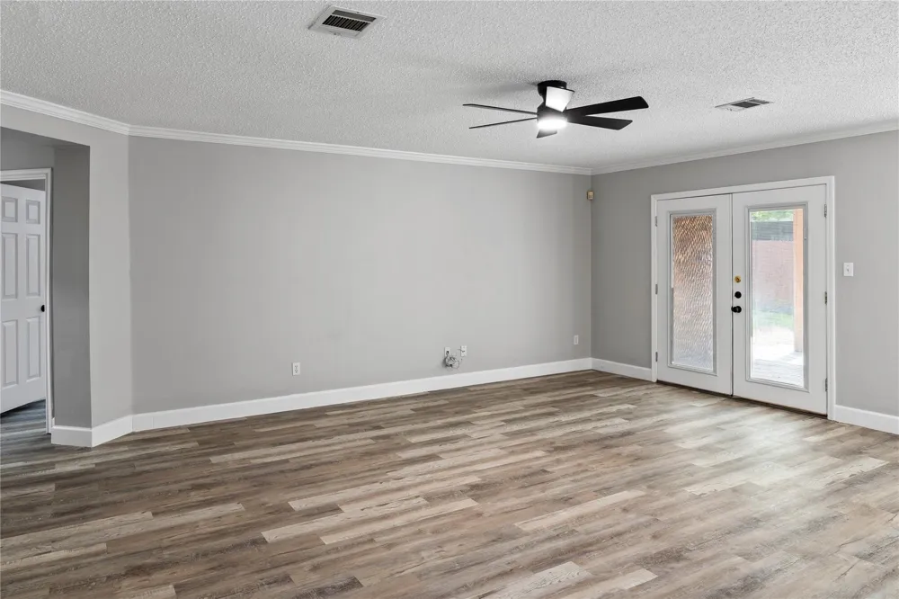 10905 Claywood Drive Austin, TX 78753