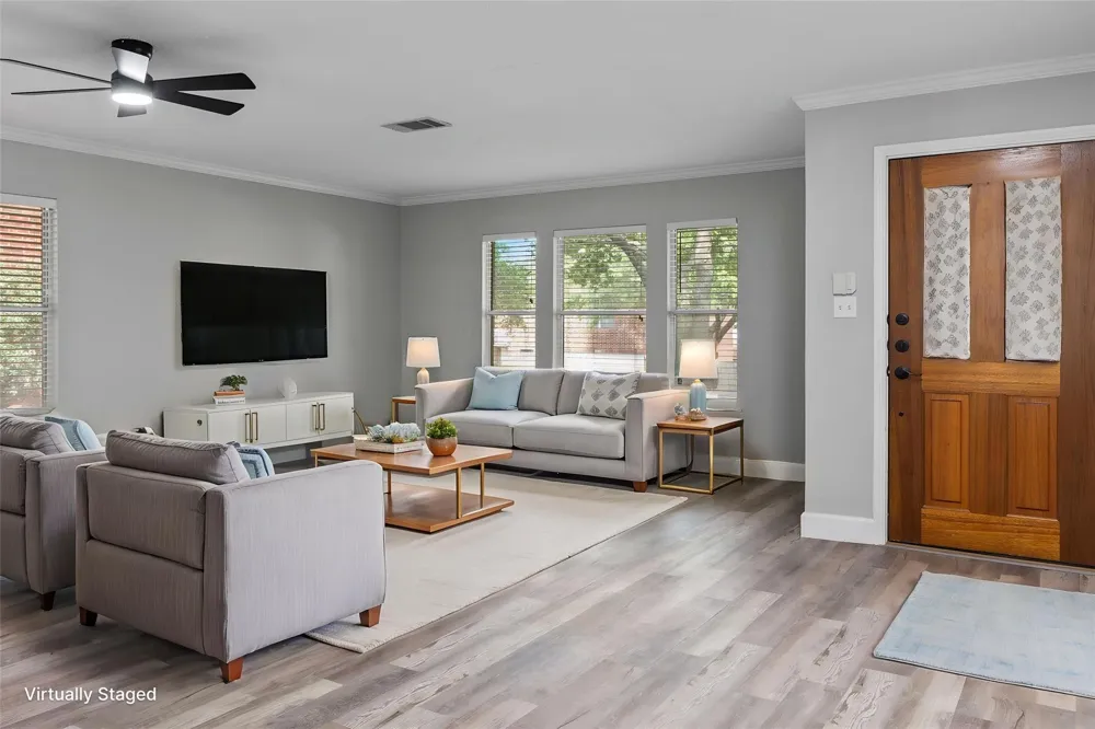 10905 Claywood Drive Austin, TX 78753
