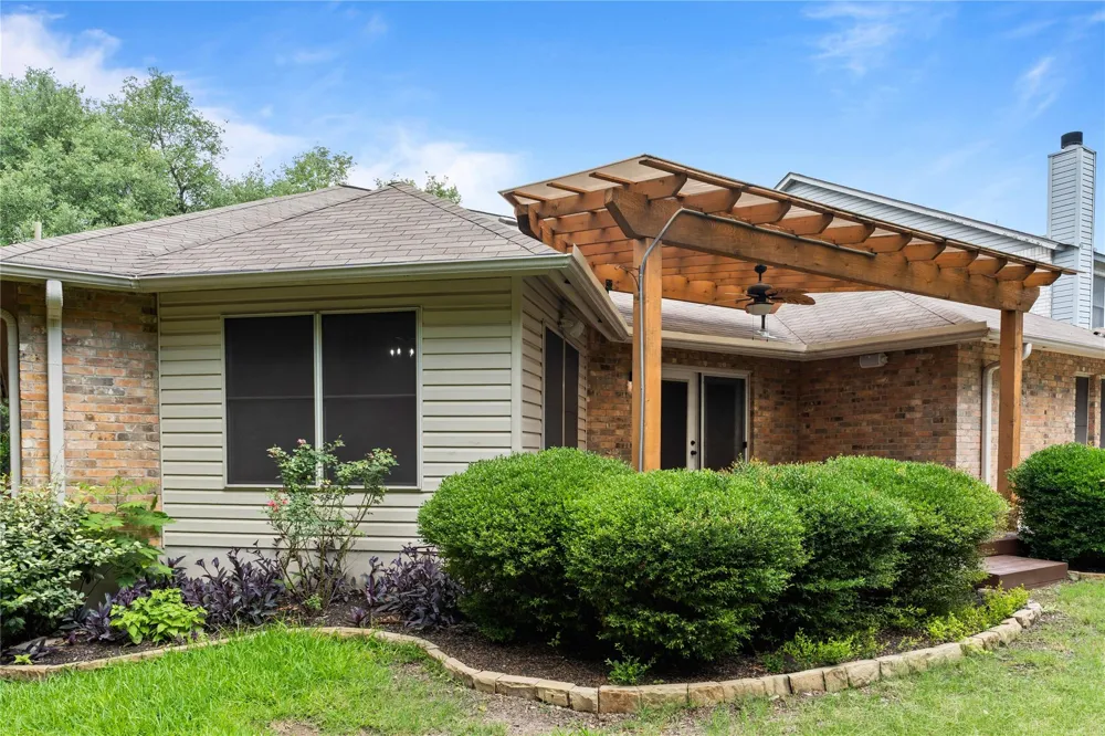 10905 Claywood Drive Austin, TX 78753