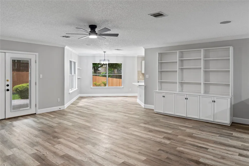 10905 Claywood Drive Austin, TX 78753