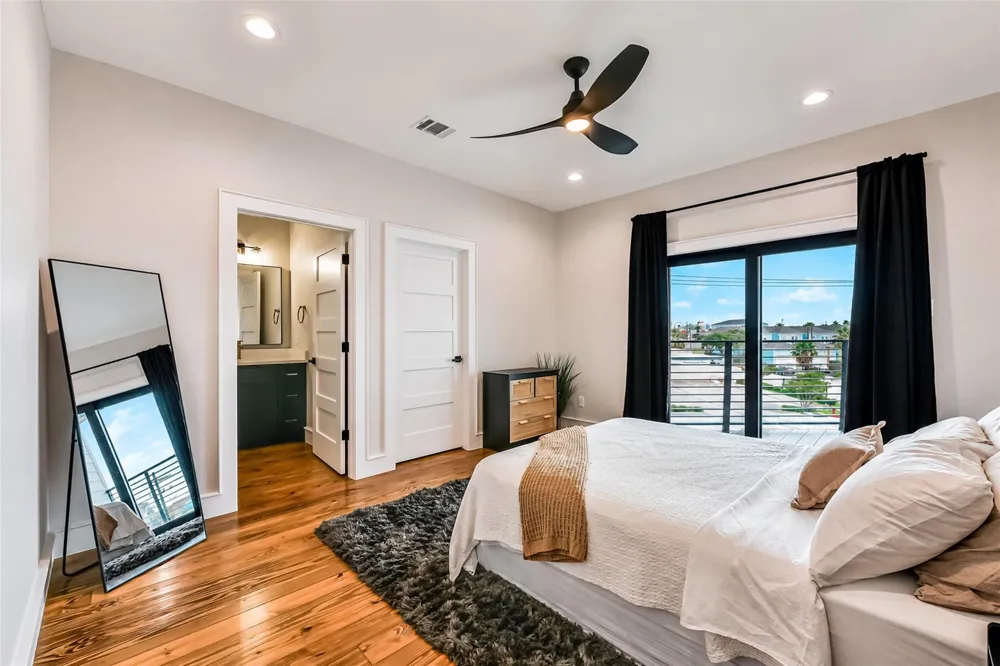 1716 23rd Street #D Galveston, TX 77550