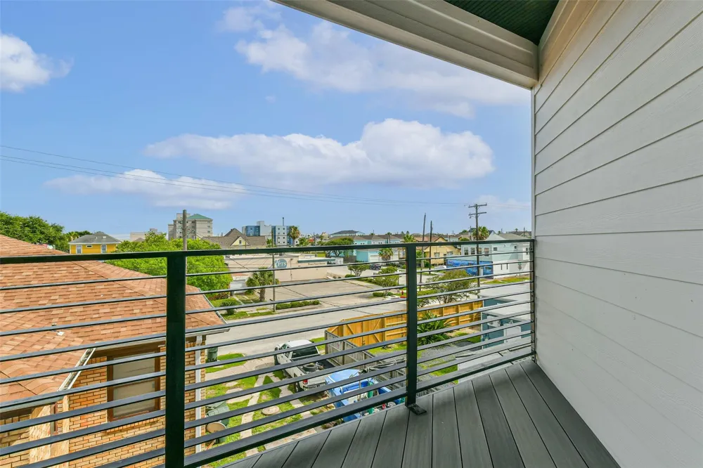 1716 23rd Street #D Galveston, TX 77550