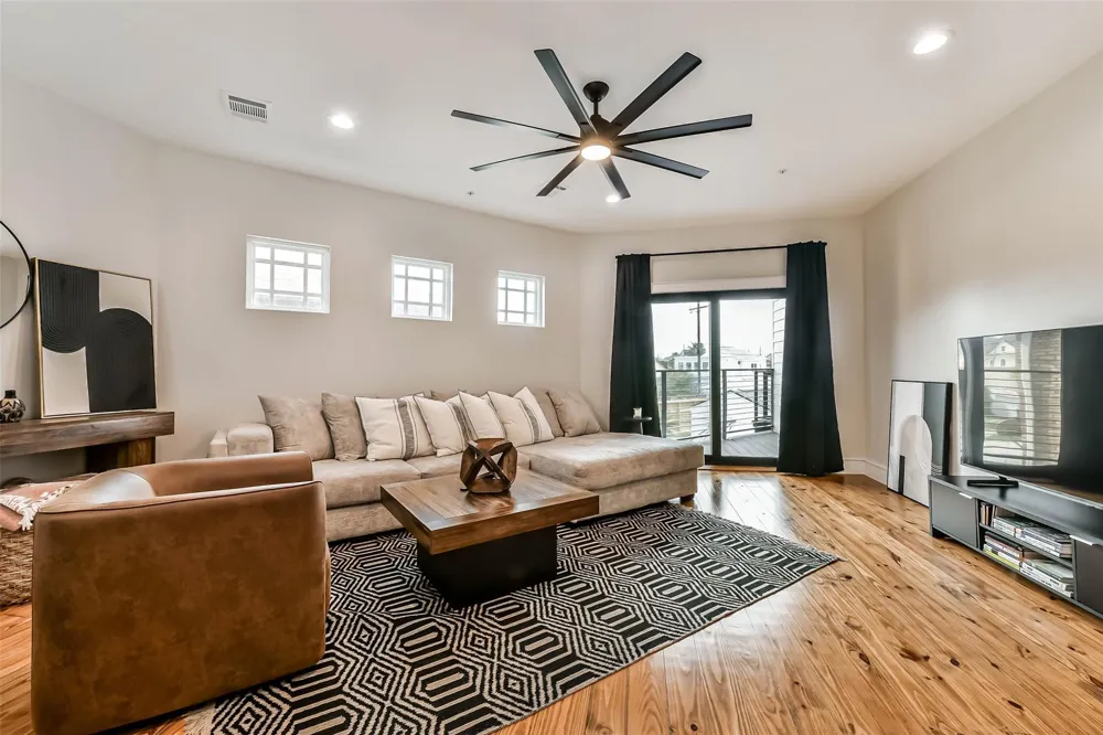1716 23rd Street #D Galveston, TX 77550