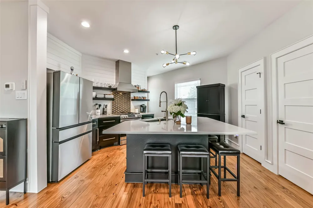 1716 23rd Street #D Galveston, TX 77550