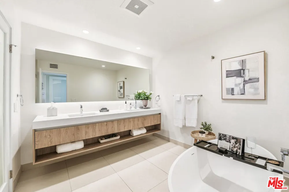 6489 Cavalleri Road Malibu, CA 90265