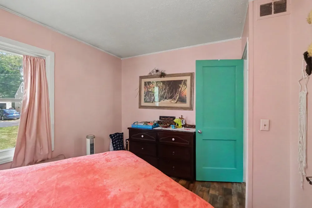 2313 Waverly Street Kalamazoo, MI 49006