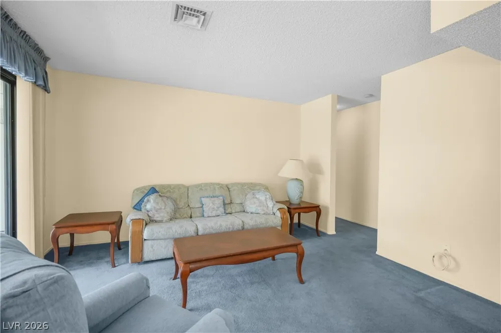 4712 Nara Vista Way #103 Las Vegas, NV 89103