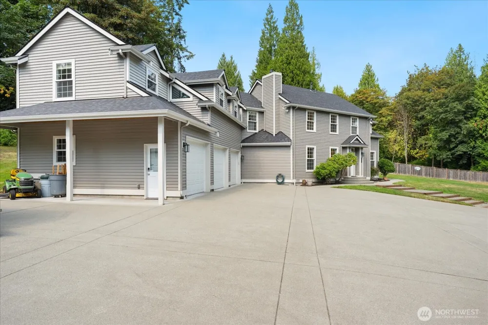 21810 57th Avenue SE Woodinville, WA 98072