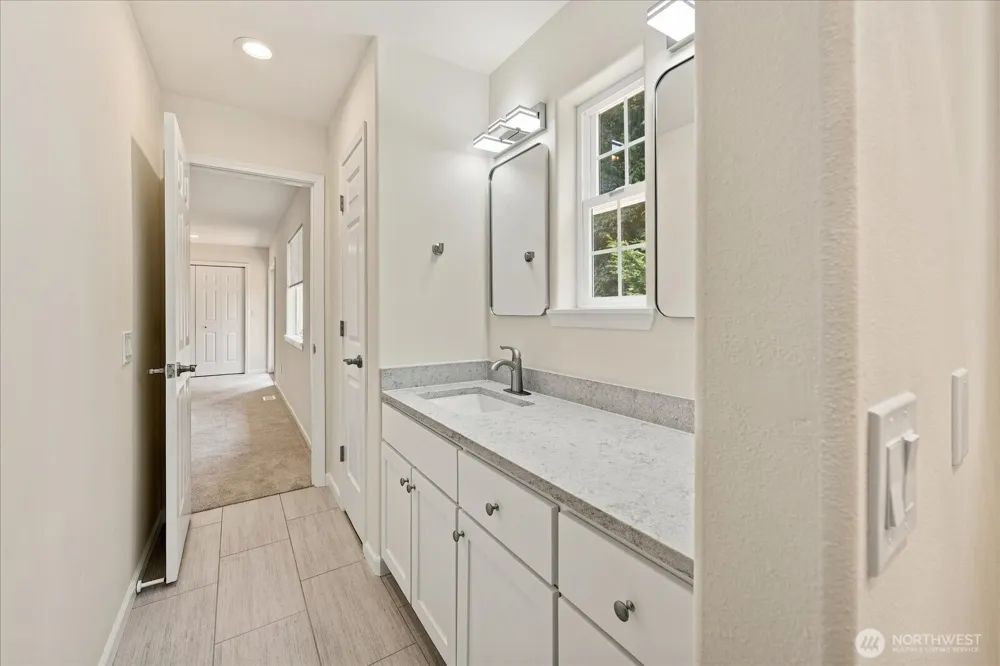 21810 57th Avenue SE Woodinville, WA 98072