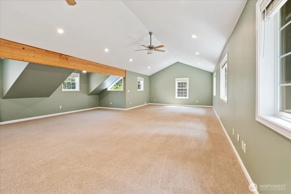 21810 57th Avenue SE Woodinville, WA 98072