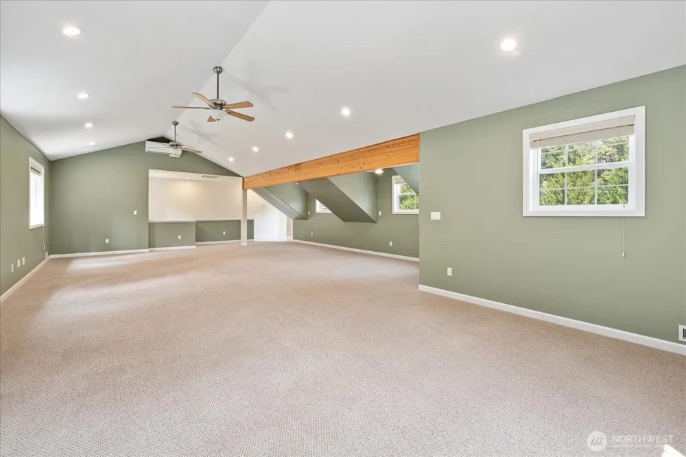 21810 57th Avenue SE Woodinville, WA 98072