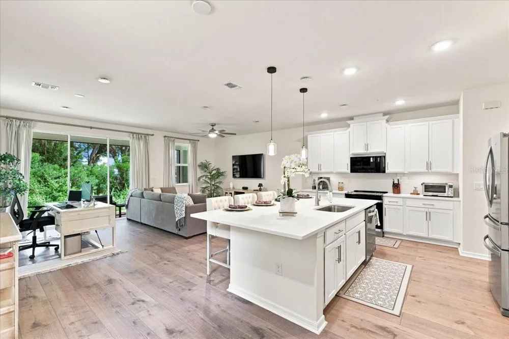590 SOUTHERN EDGE WAY Sanford, FL 32771