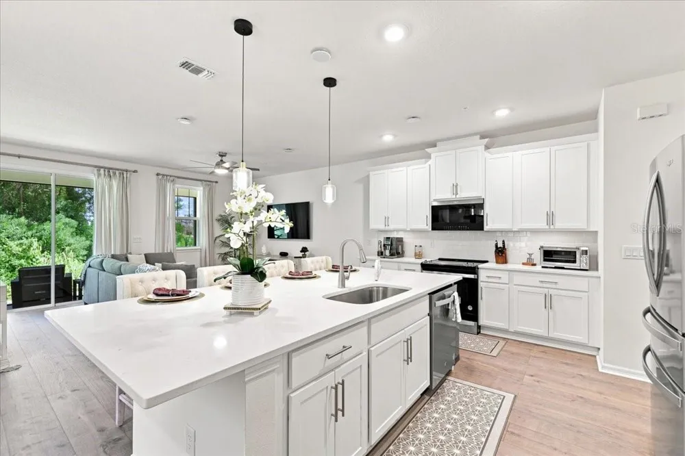 590 SOUTHERN EDGE WAY Sanford, FL 32771