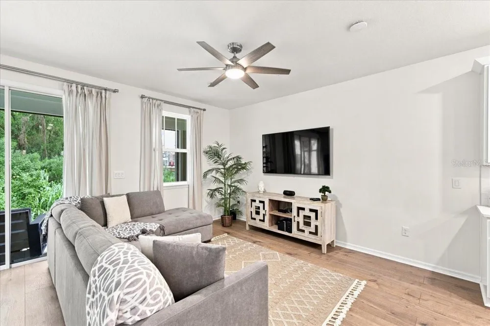 590 SOUTHERN EDGE WAY Sanford, FL 32771
