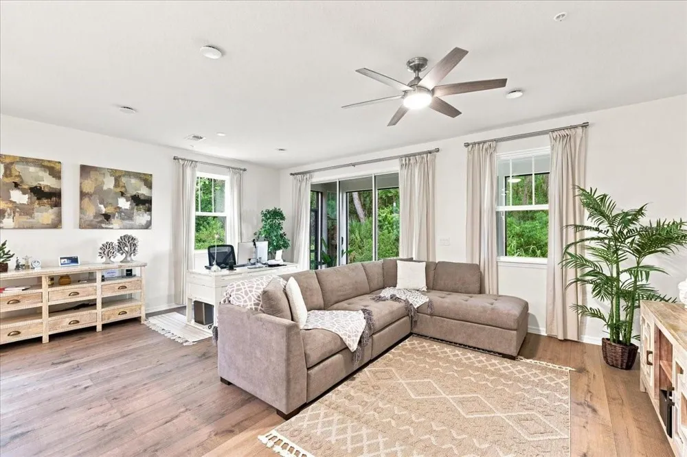590 SOUTHERN EDGE WAY Sanford, FL 32771